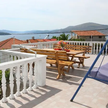 Apartman Marija تروغير